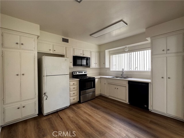 Building Photo - 475 E Cypress Ave Unit 104