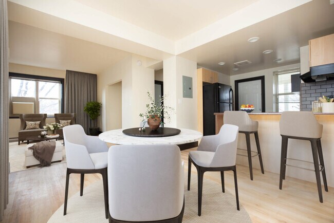 Photo - The Ritz Unit 842