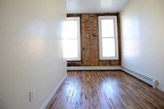 Photo - 870 Herkimer St