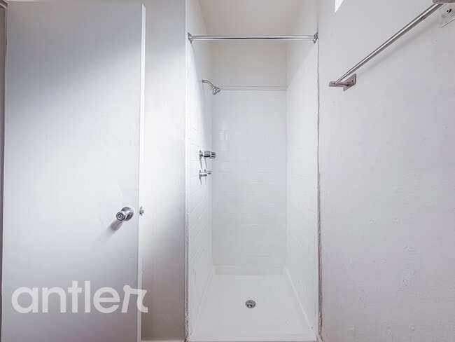 Photo - 9014 Orion Ave Unidad 23