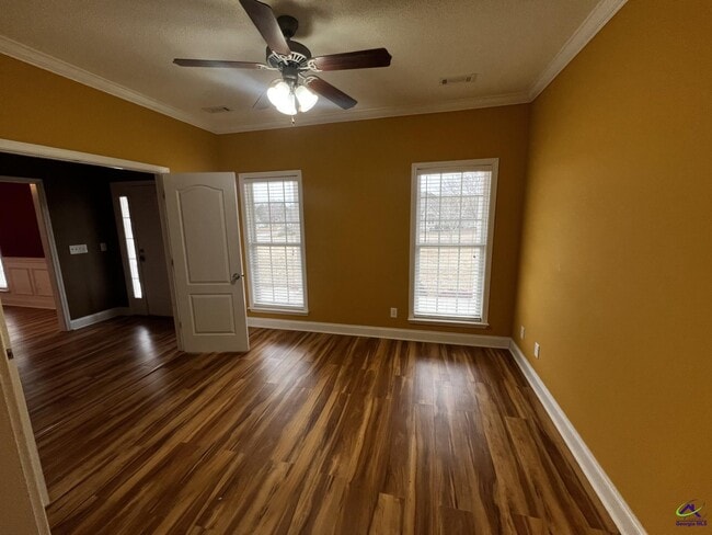 Photo - 104 Jennifer Ln