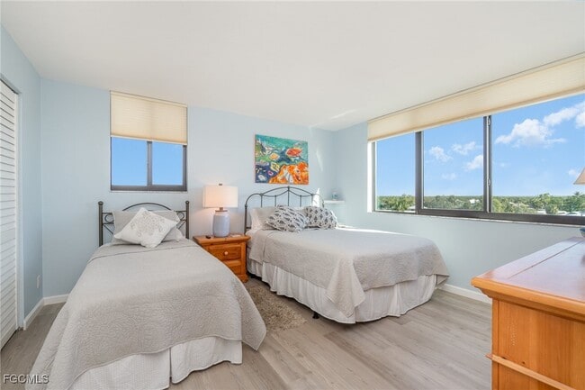 Photo - 2810 Estero Blvd Unit 511