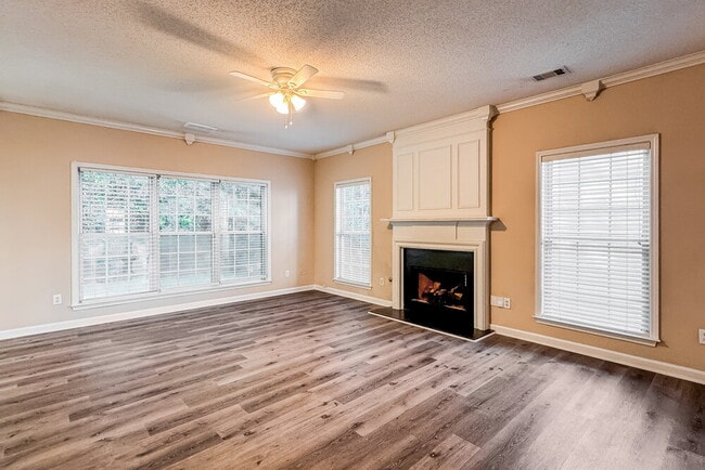 Photo - 4108 Glenaire Way NW