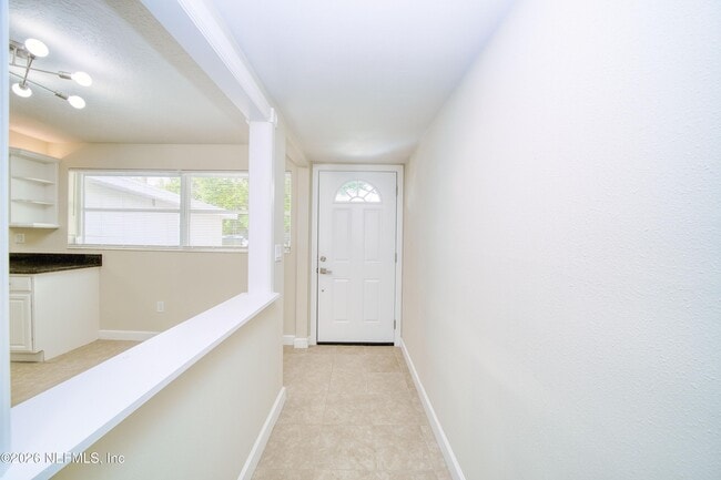 Photo - 2517 Palm Ave
