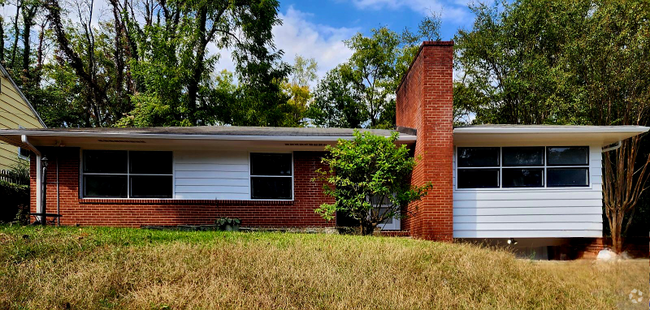 Building Photo - 1941 3rd St E Rental