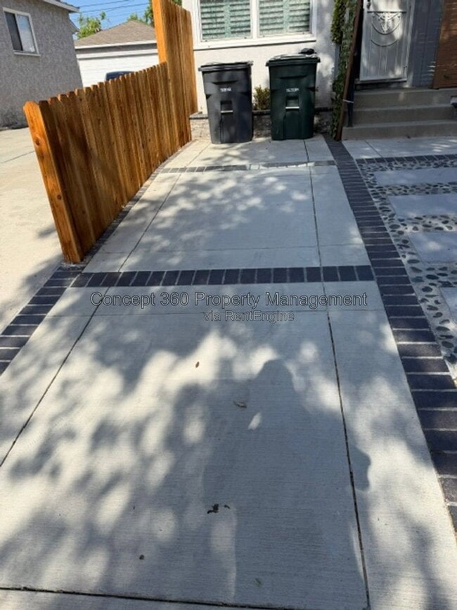Photo - 5029 Fidler Ave