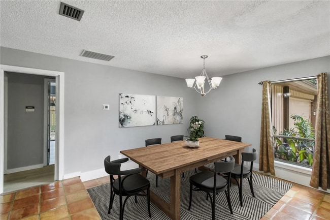 Photo - 490 Burnt Tree Ln