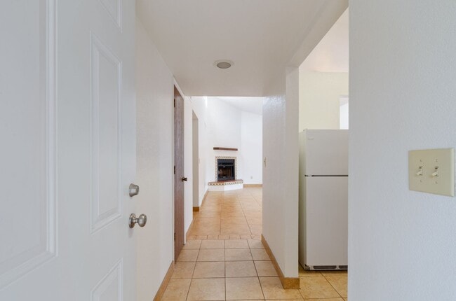 Photo - 1109 E Water St