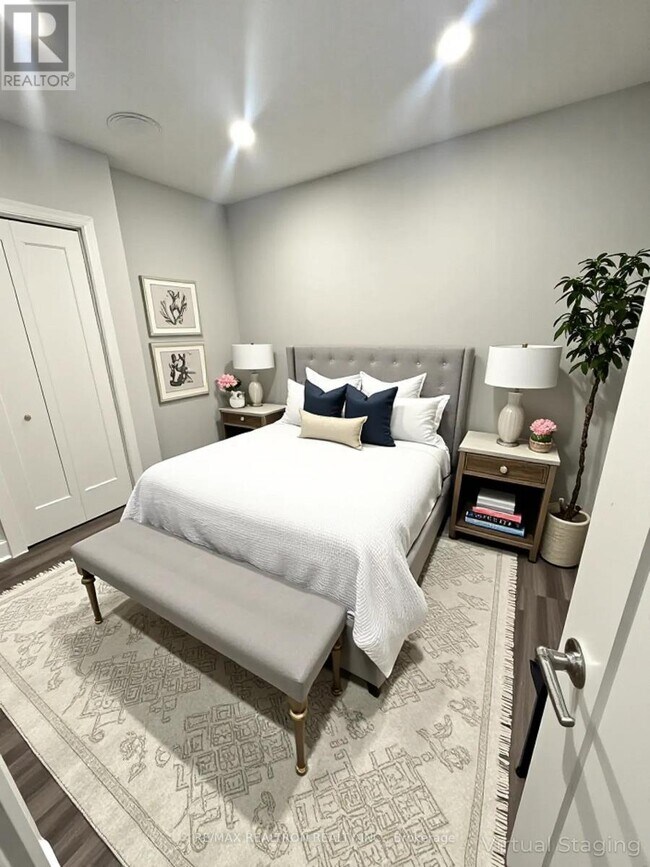 Photo - 1492 Dundas St E Unit 4