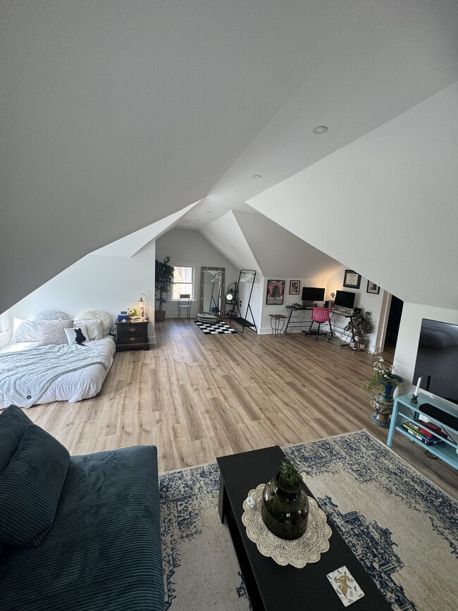 Photo - 1683 Eddington Rd Unit 3