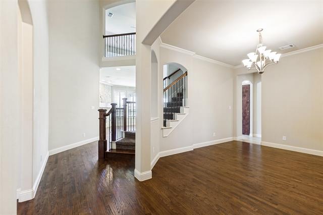 204 Whitewing Ln