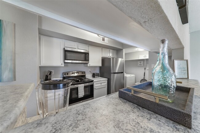 Building Photo - 7200 T C Jester Blvd Unit 3101