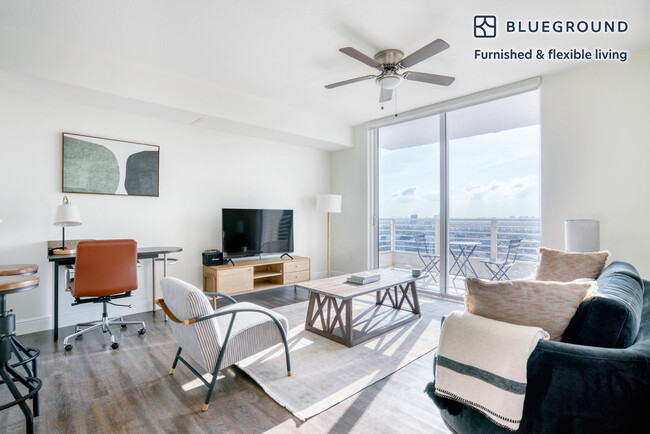 Building Photo - 110 SW 12th St Rental