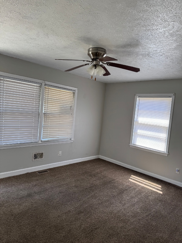 Photo - 109 Jeffery St