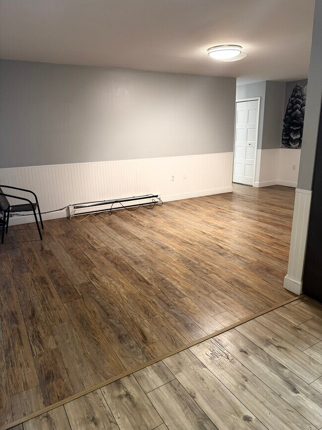 Photo - 23 Bullocks Point Ave Unit 4A