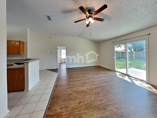 Photo - 3741 Woodbriar Dr