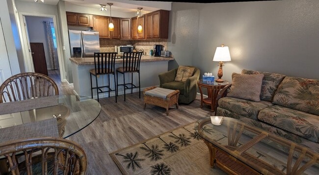 Fresh Update - New Paint & Floors - 1450 S Kihei Rd Unit D104