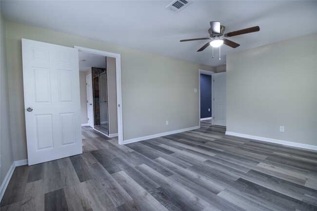 Photo - 20571 Lodge Rd