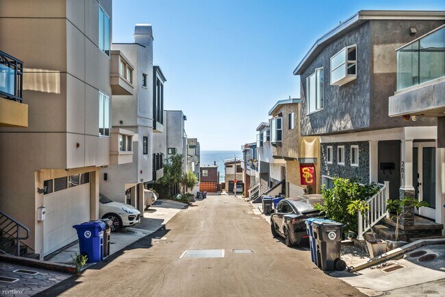 Photo - Studio, 1 bath Condo - 205 21st Place Studio