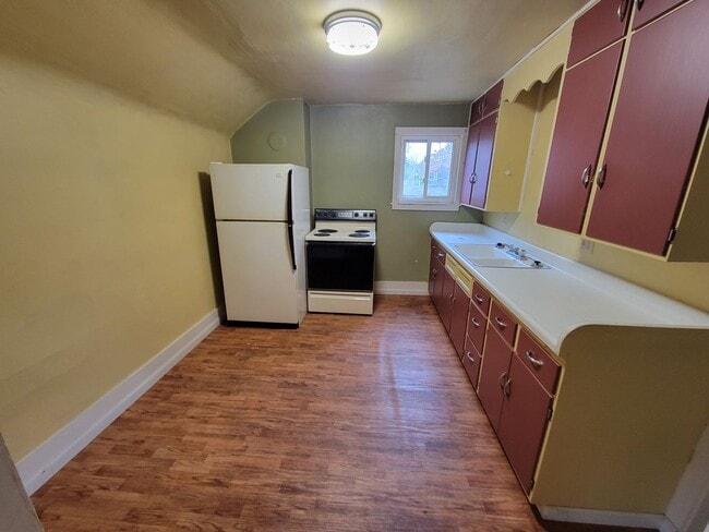 Photo - 1-518-512 N High St Unidad 518 1/2 N High Street