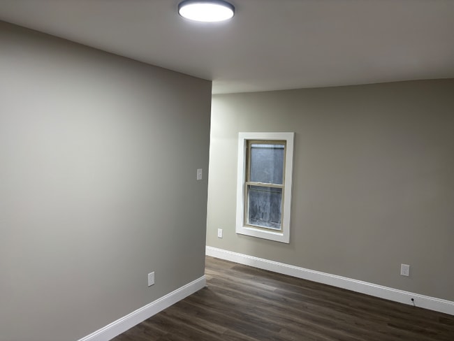 Photo - 212 Stevens Ave