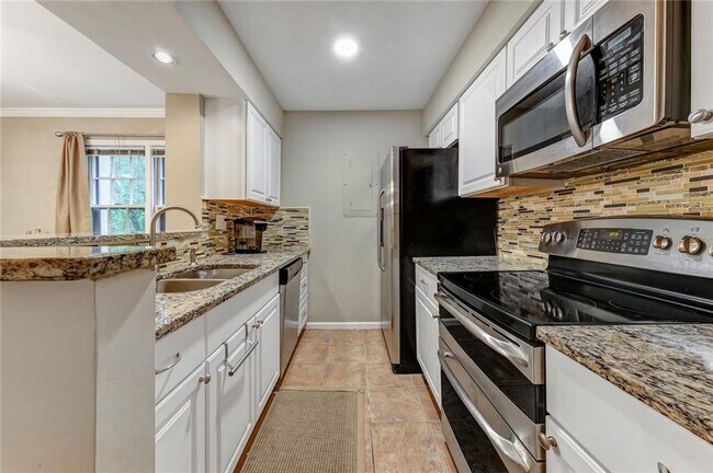 Photo - 28 Arpege Way NW