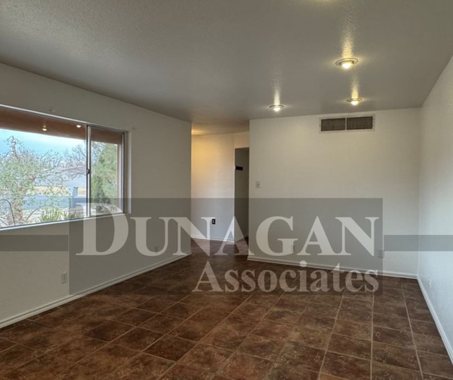 Photo - Pet Friendly!! Updated 3 bed, 1 1/5 Bath.