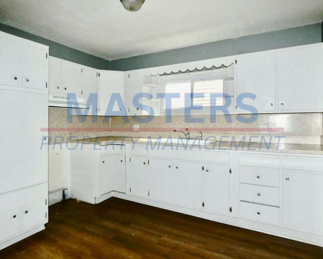 Building Photo - 2563 Foraker Ave Unit Lower