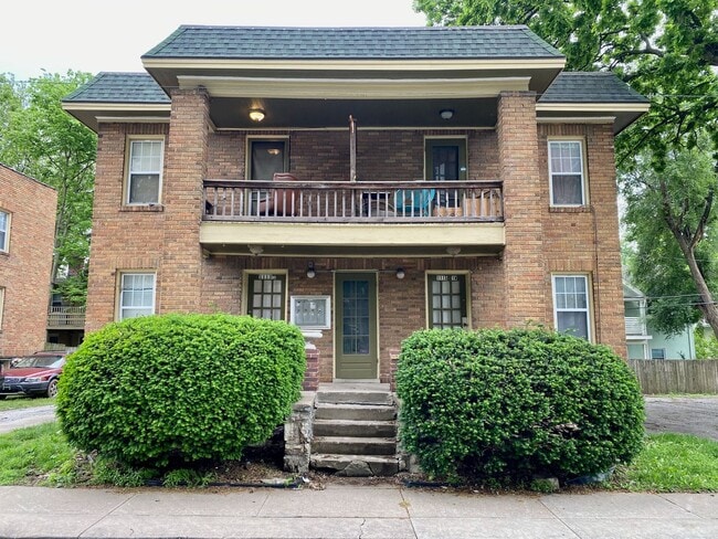 Building Photo - 1113-1115 W 41st Unit 1113-1E Rental
