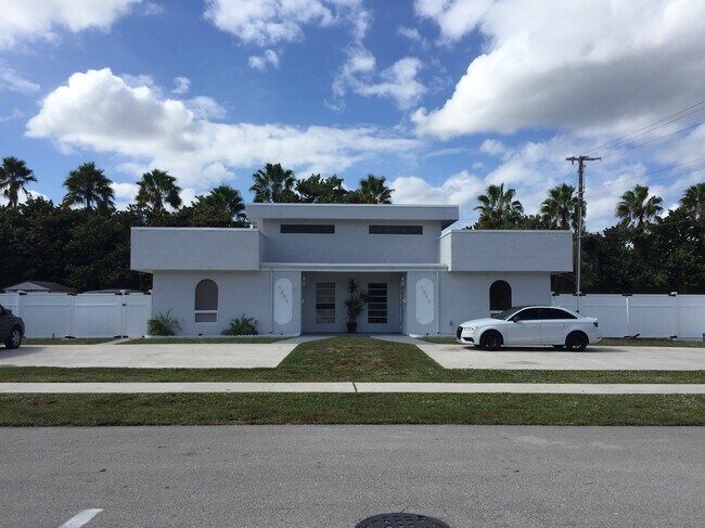 Photo - 1311 NW 17th Ave Unidad B