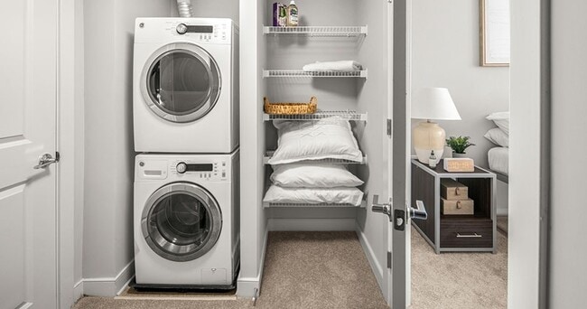 Laundry-01-Varsity-On-K-WashingtonDC-06