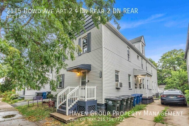Building Photo - 2115 Dowd Ave Unit Dn Rear 2 DN REAR