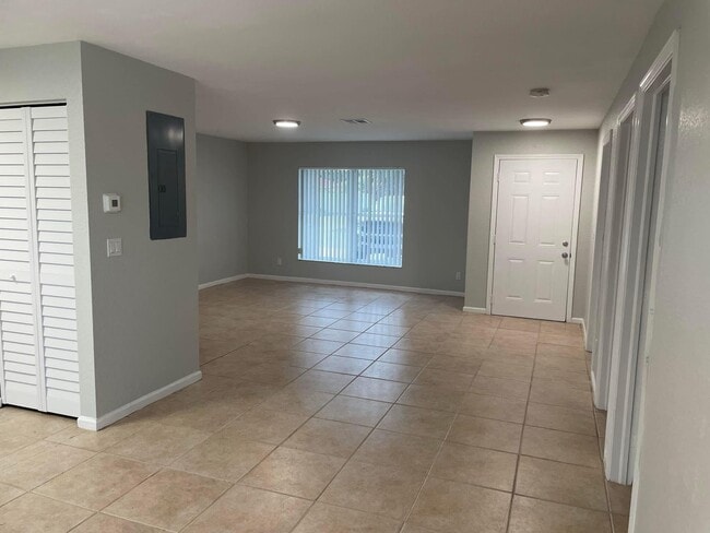 Photo - 2725 Prairie Ln