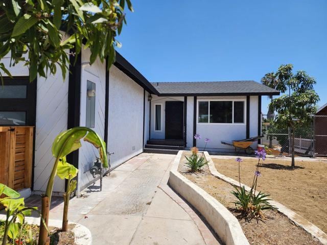 Building Photo - 1348 E 6th St Rental