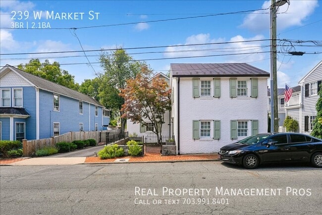 Photo - 239 W.Market Street