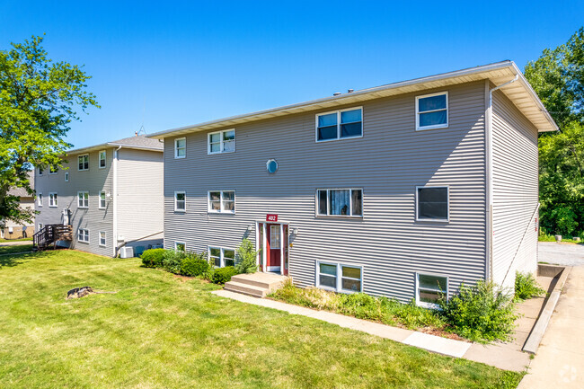 Building Photo - Maplewood Apartments