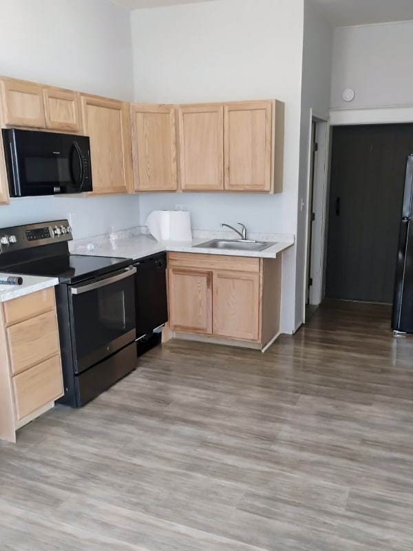 Building Photo - 720 W Market St Unit 1 Rental