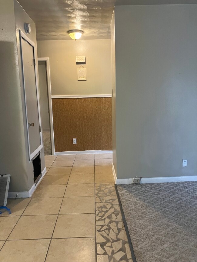 Photo - 2104 Euclid St