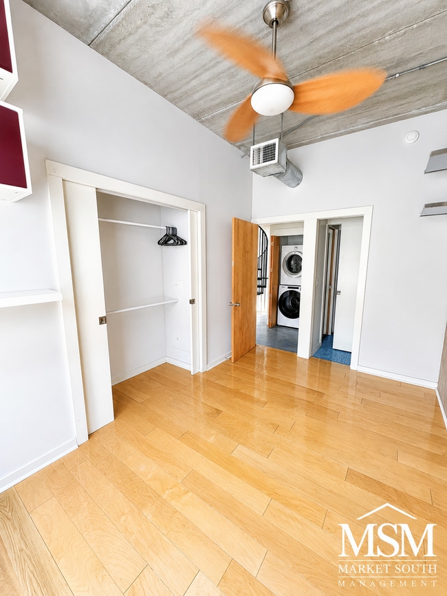 Photo - ROOFTOP IN STARLAND? HERE IT IS! AVAILABLE NOW!