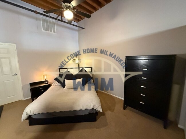 Photo - 141 N Water St