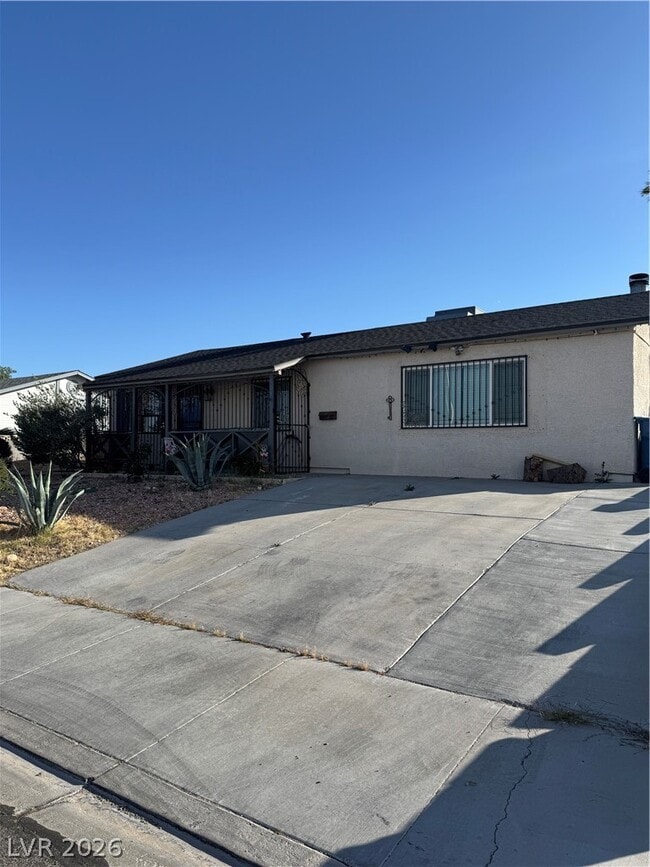 Photo - 608 Greenhurst Rd