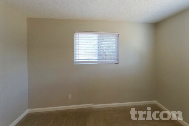 Photo - 6757 Dale Rd
