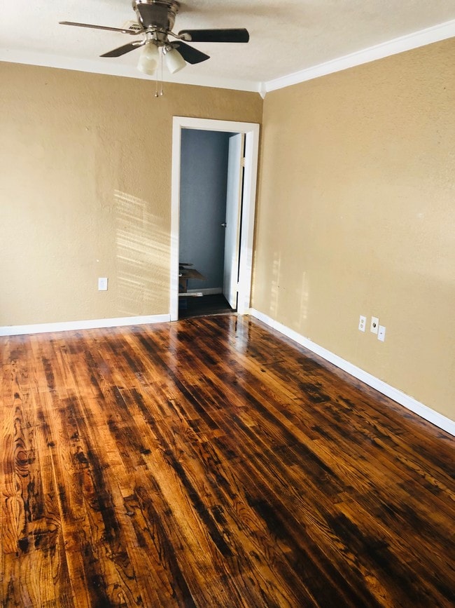 Photo - 3 NW 26th St