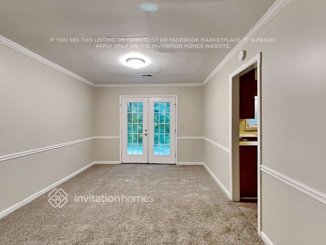 Photo - 2123 Amherst Trail SE