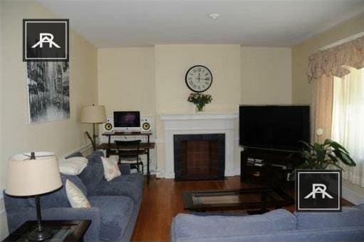 Building Photo - 4 bedroom in Brookline MA 02446 Unit 1 AB Rental