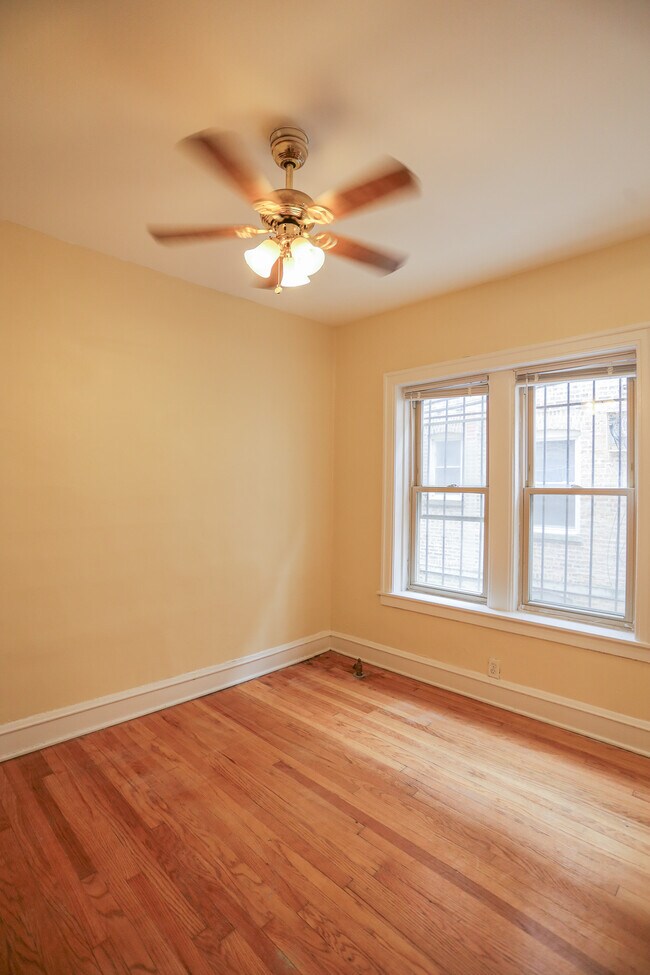 Photo - 1333 W Touhy Ave Unit 2W