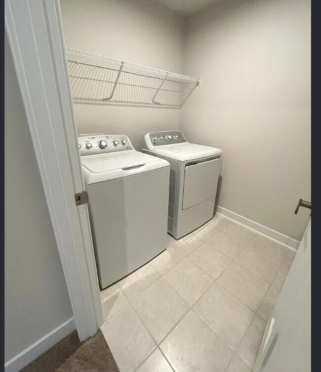 53 Connaught Ct