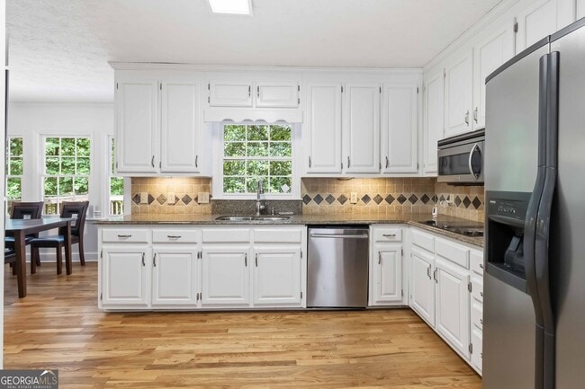 275 Sageglen Rd