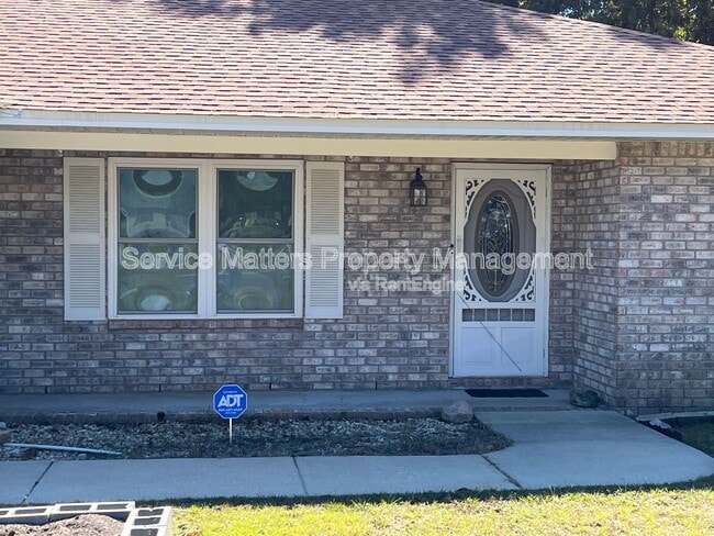Photo - 4925 Hyatt Ln