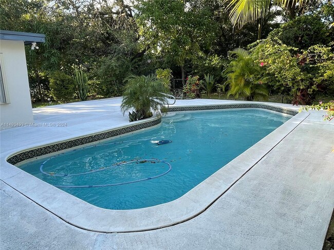 Photo - 855 NE 143rd St Casa